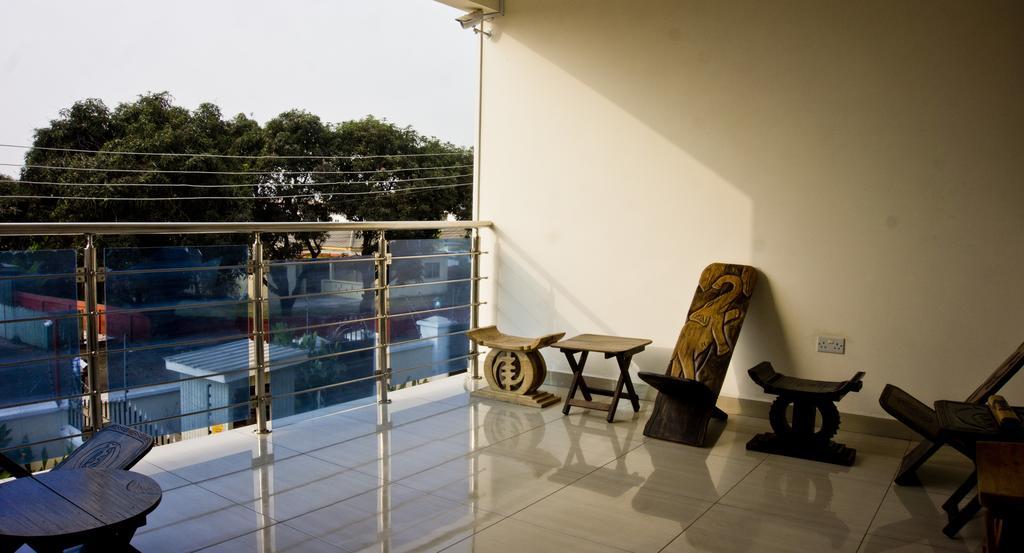 أكرا @Home Boutique B&B Hostel And Suite المظهر الخارجي الصورة