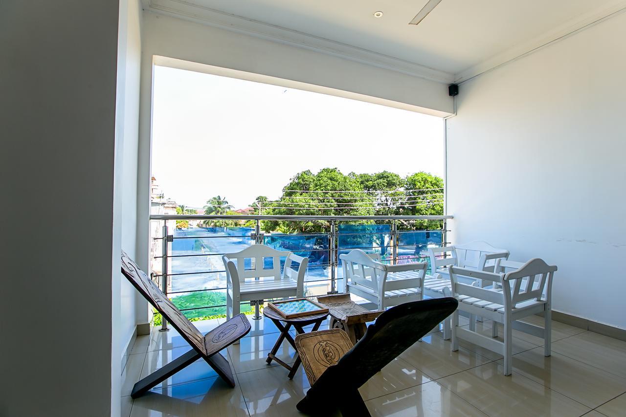 أكرا @Home Boutique B&B Hostel And Suite المظهر الخارجي الصورة
