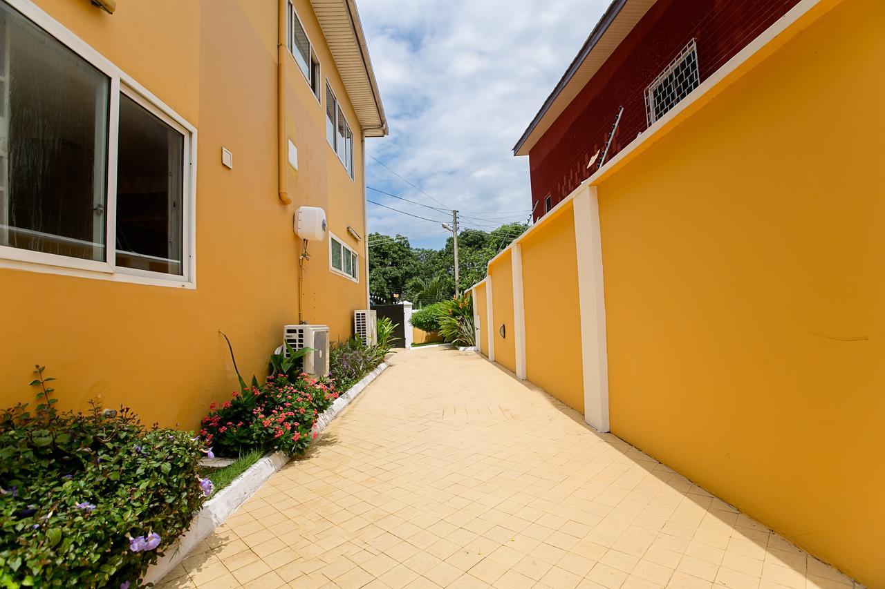 أكرا @Home Boutique B&B Hostel And Suite المظهر الخارجي الصورة