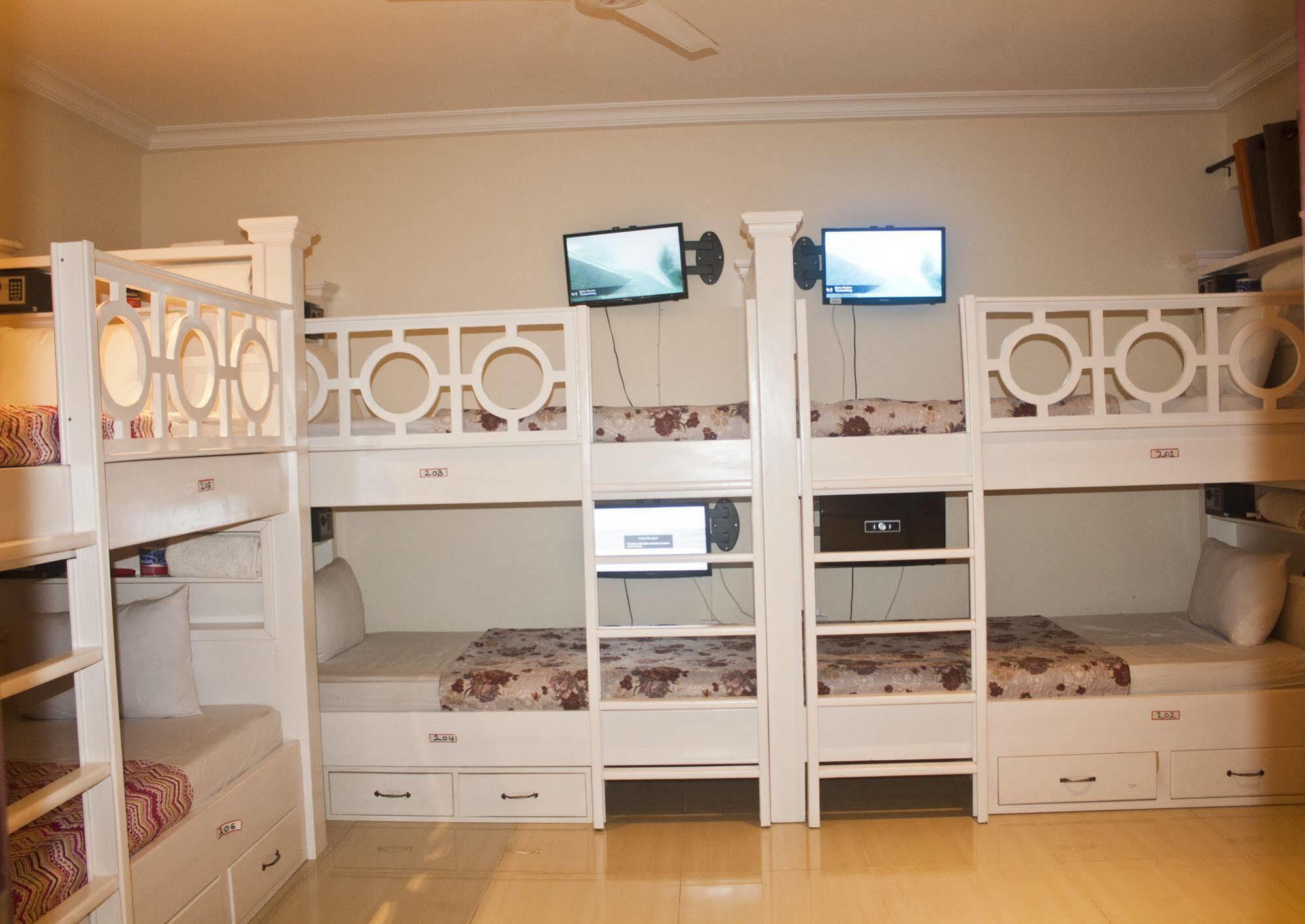 أكرا @Home Boutique B&B Hostel And Suite المظهر الخارجي الصورة